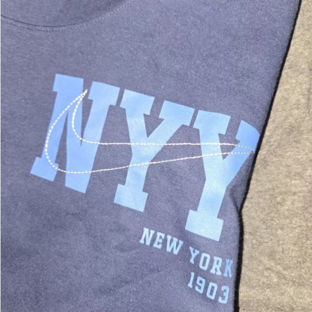 NIKE Yankees Game Over Shirt - Picture 4 of 4